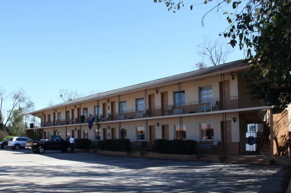 Parliament Resort Gay Mens Resort Augusta Bagian luar foto