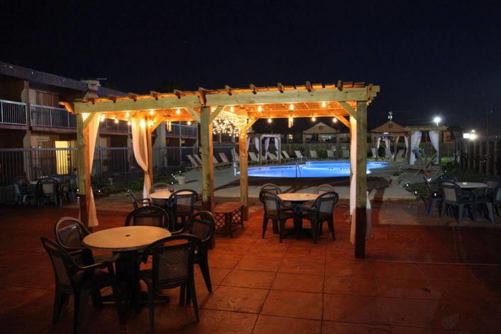 Parliament Resort Gay Mens Resort Augusta Bagian luar foto